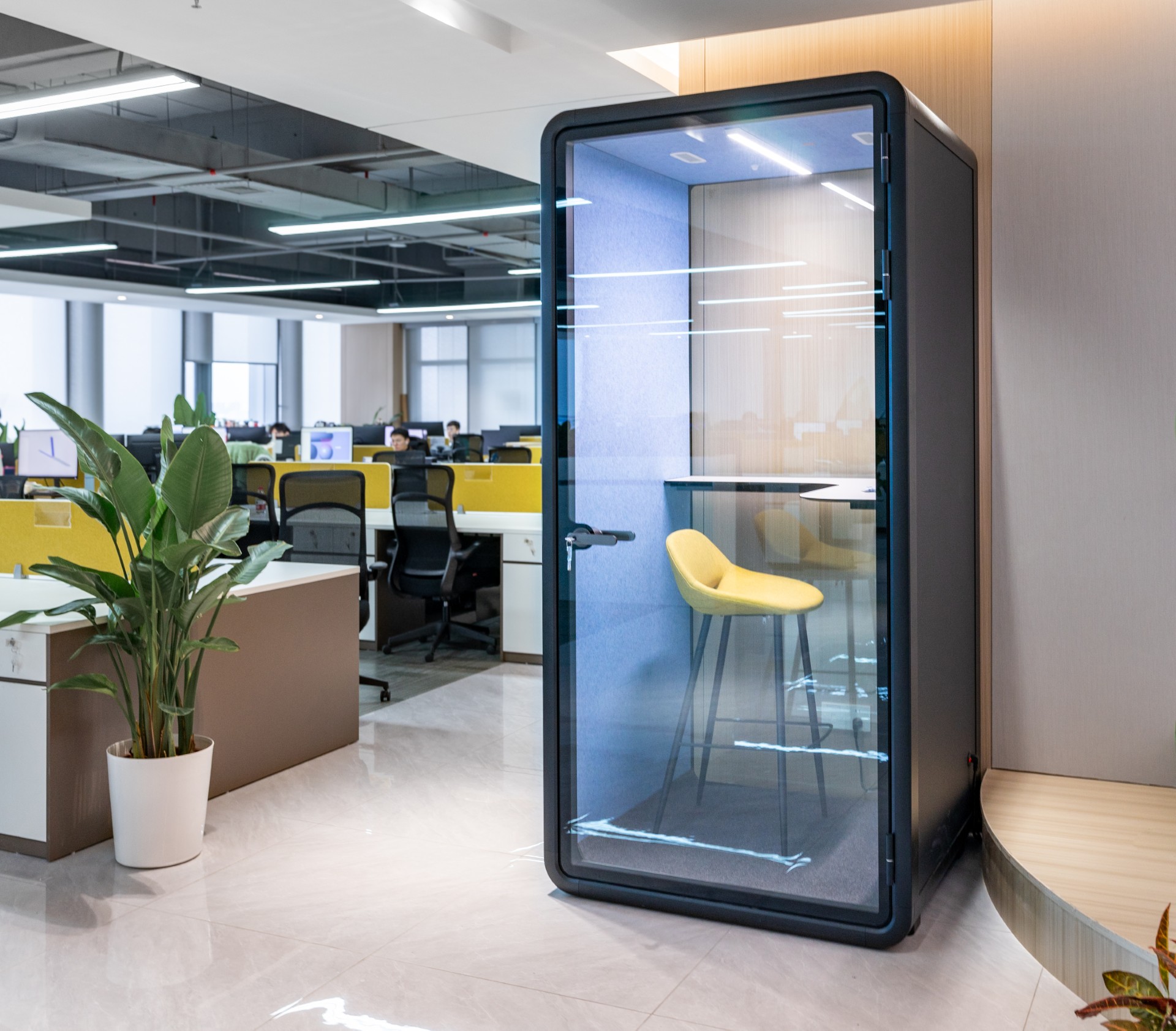 working-pods-office-furniture-single